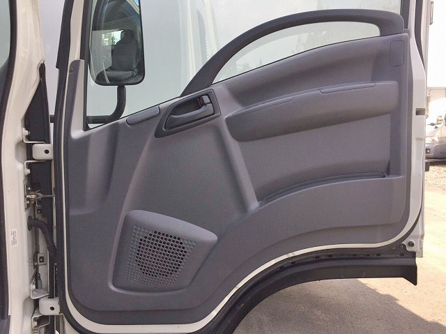 いすゞエルフ平ボディ小型（2t・3t）[写真29]