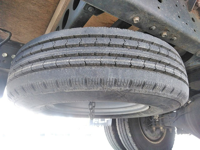 いすゞエルフ平ボディ小型（2t・3t）[写真16]