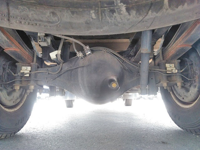 いすゞエルフ平ボディ小型（2t・3t）[写真21]