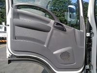 いすゞエルフ平ボディ小型（2t・3t）[写真27]