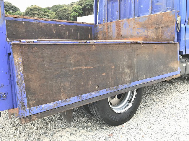 三菱ふそうキャンターダブルキャブ（Wキャブ）小型（2t・3t）[写真12]