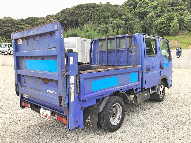 三菱ふそうキャンターダブルキャブ（Wキャブ）小型（2t・3t）[写真02]