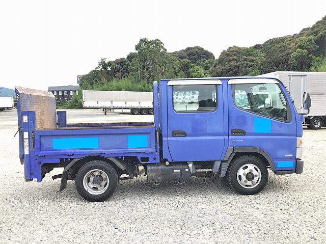 三菱ふそうキャンターダブルキャブ（Wキャブ）小型（2t・3t）[写真06]