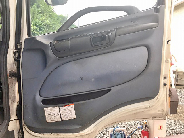 日野レンジャーユニック6段中型（4t）[写真30]