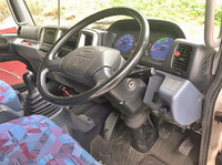 日野レンジャーユニック6段中型（4t）[写真36]