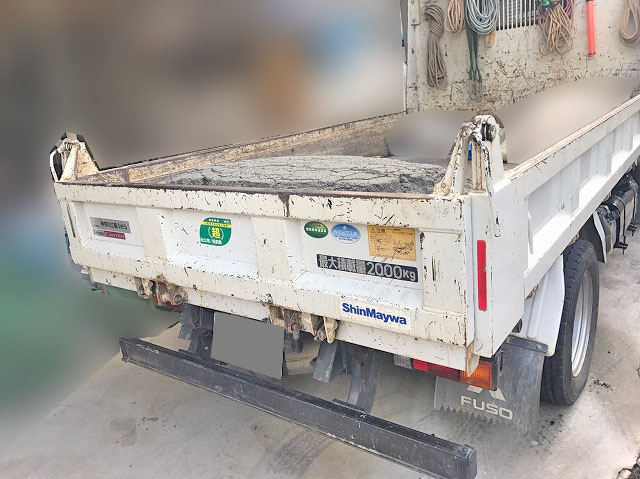 三菱ふそうキャンターダンプ小型（2t・3t）[写真09]