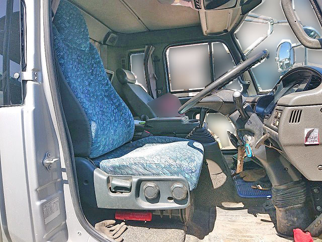 UDトラックスコンドルユニック5段中型（4t）[写真26]