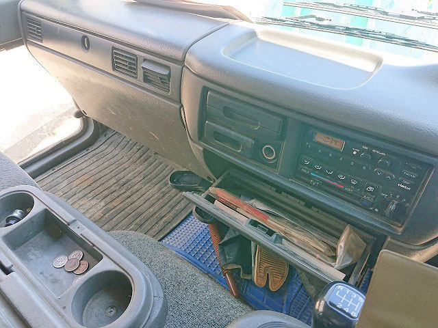 UDトラックスコンドルユニック5段中型（4t）[写真29]