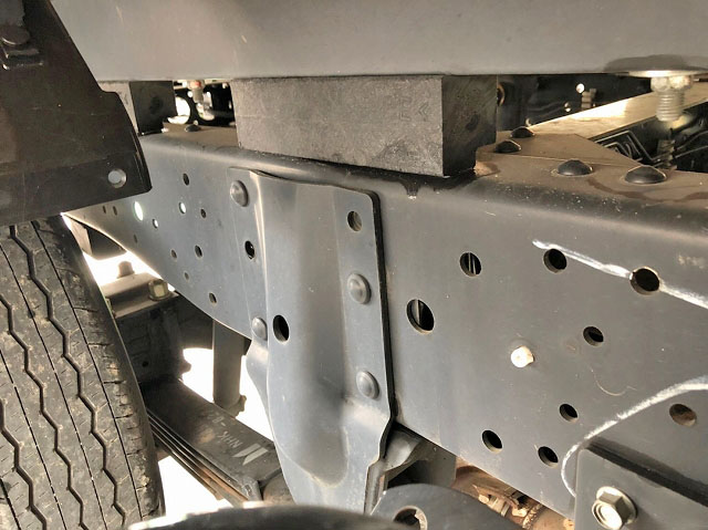 いすゞエルフ幌車小型（2t・3t）[写真20]