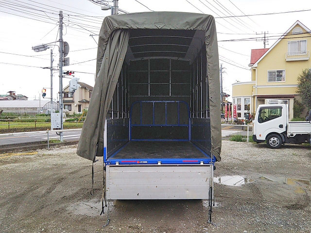 いすゞエルフ幌車小型（2t・3t）[写真09]