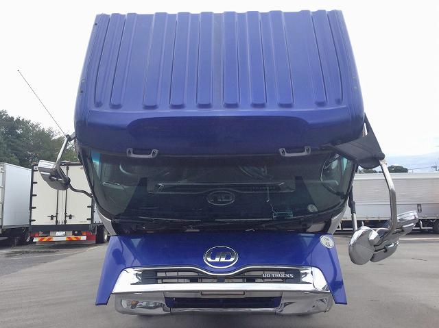 UDトラックスクオンセルフクレーン4段大型（10t）[写真10]