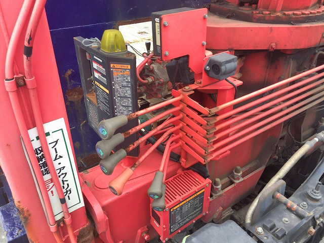 UDトラックスクオンセルフクレーン4段大型（10t）[写真14]