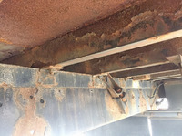 UDトラックスクオンセルフクレーン4段大型（10t）[写真18]