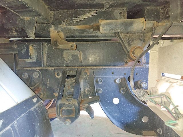 いすゞフォワードダンプ中型（4t）[写真10]