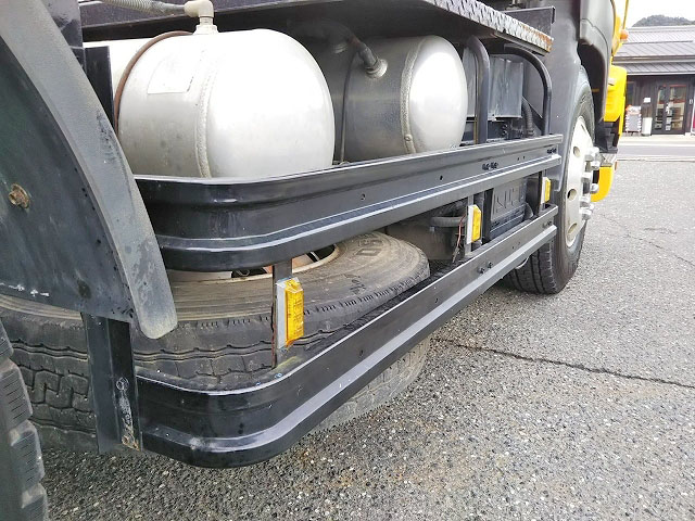 いすゞギガトレーラーヘッド（トラクターヘッド）大型（10t）[写真15]