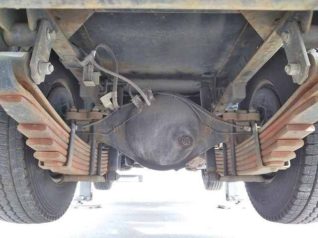 いすゞエルフ高所作業車小型（2t・3t）[写真22]