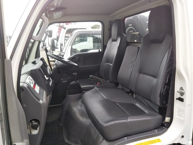 いすゞエルフ高所作業車小型（2t・3t）[写真30]