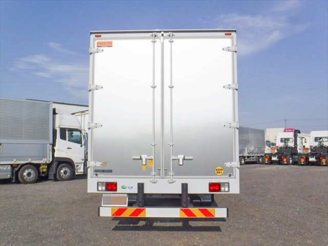 日野レンジャーアルミウイング増トン（6t・8t）[写真10]