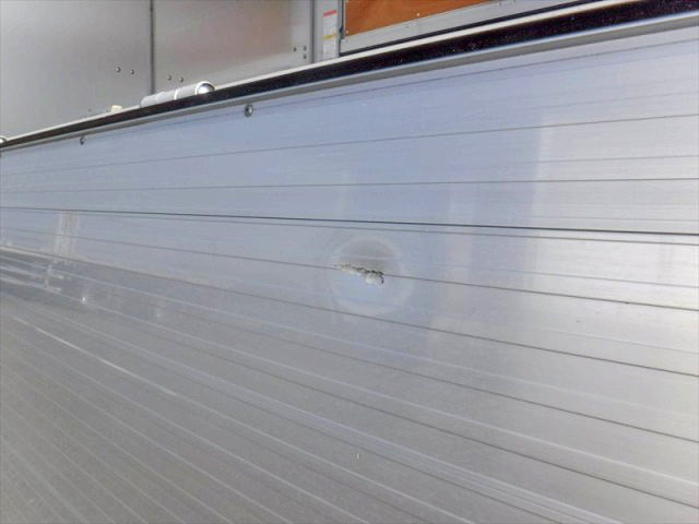 日野レンジャーアルミウイング増トン（6t・8t）[写真14]