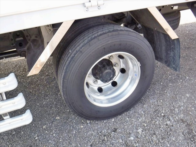 日野レンジャーアルミウイング増トン（6t・8t）[写真21]