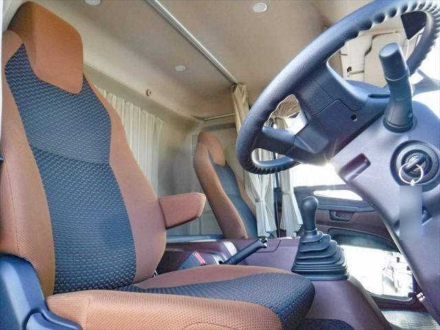 日野レンジャーアルミウイング増トン（6t・8t）[写真26]