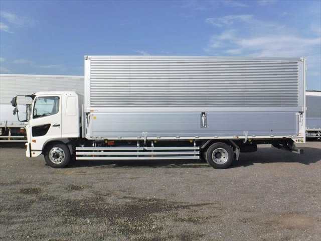 日野レンジャーアルミウイング増トン（6t・8t）[写真05]