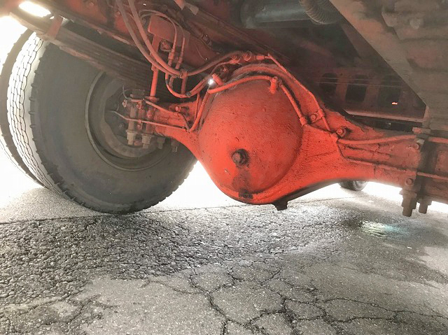 いすゞフォワードパッカー車（塵芥車）増トン（6t・8t）[写真23]