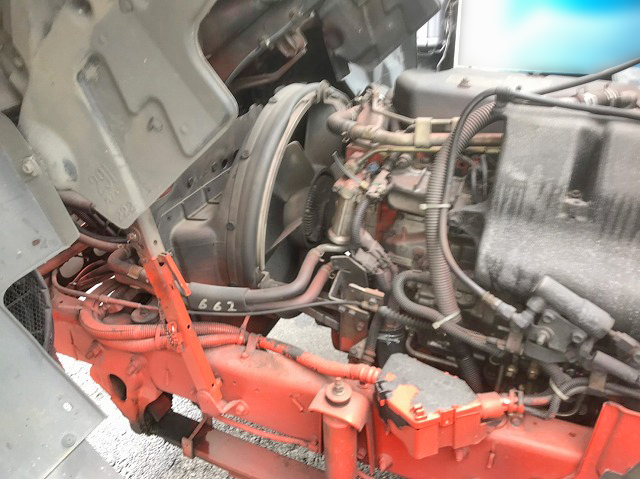 いすゞフォワードパッカー車（塵芥車）増トン（6t・8t）[写真26]