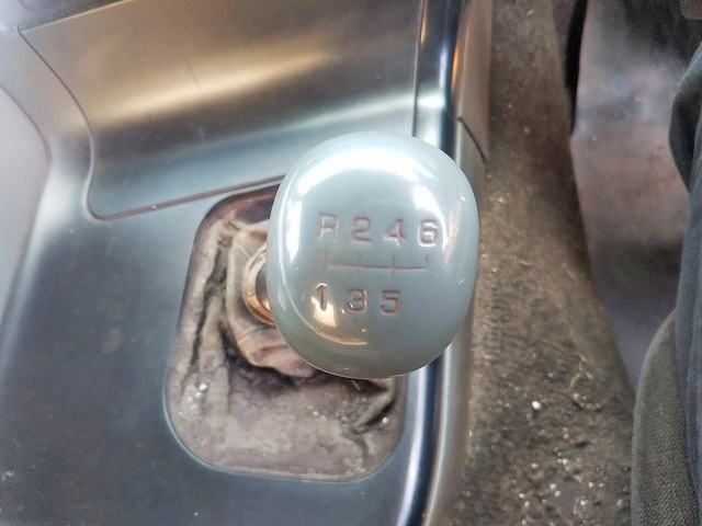 三菱ふそうスーパーグレート汚泥吸引車大型（10t）[写真15]