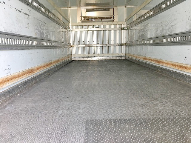 UDトラックスコンドル冷凍車（冷蔵車）中型（4t）[写真09]