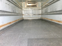 UDトラックスコンドル冷凍車（冷蔵車）中型（4t）[写真09]