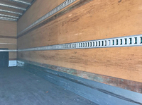 いすゞフォワードアルミバン中型（4t）[写真10]