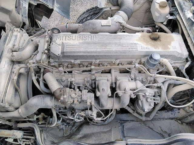 三菱ふそうスーパーグレートダンプ大型（10t）[写真12]