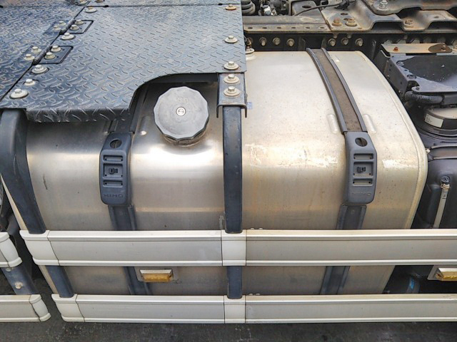 日野プロフィアトレーラーヘッド（トラクターヘッド）大型（10t）[写真18]