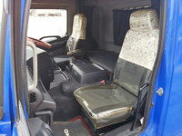 日野プロフィアトレーラーヘッド（トラクターヘッド）大型（10t）[写真29]