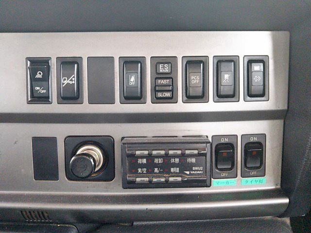 日野プロフィアトレーラーヘッド（トラクターヘッド）大型（10t）[写真36]