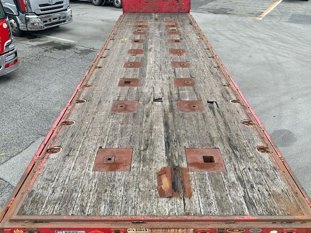 三菱ふそうスーパーグレート平ボディ大型（10t）[写真10]