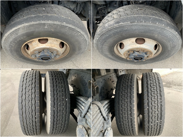 三菱ふそうスーパーグレート平ボディ大型（10t）[写真19]