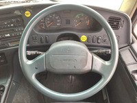 三菱ふそうスーパーグレート平ボディ大型（10t）[写真35]