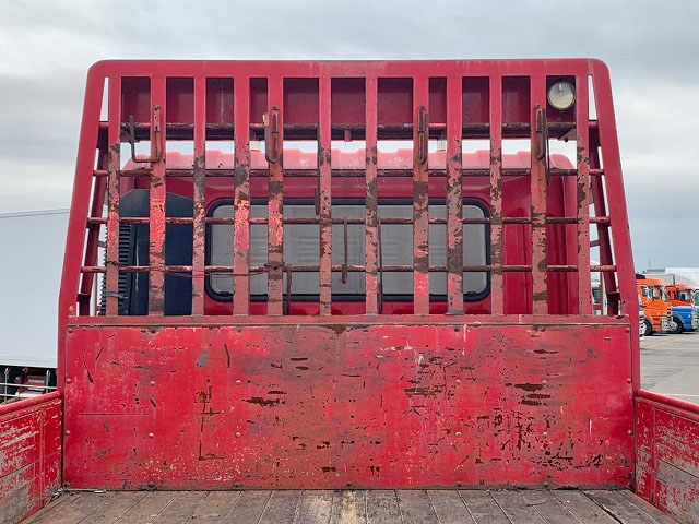 三菱ふそうスーパーグレート平ボディ大型（10t）[写真09]