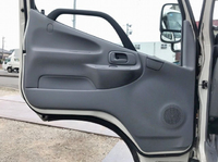 日野デュトロアルミバン小型（2t・3t）[写真29]