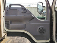 いすゞエルフアルミウイング小型（2t・3t）[写真29]