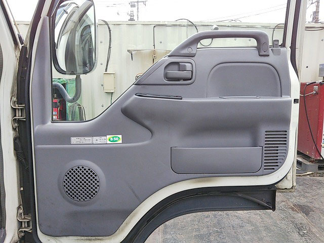 いすゞエルフアルミウイング小型（2t・3t）[写真30]