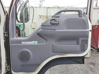 いすゞエルフアルミウイング小型（2t・3t）[写真30]