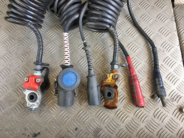 いすゞギガトレーラーヘッド（トラクターヘッド）大型（10t）[写真14]