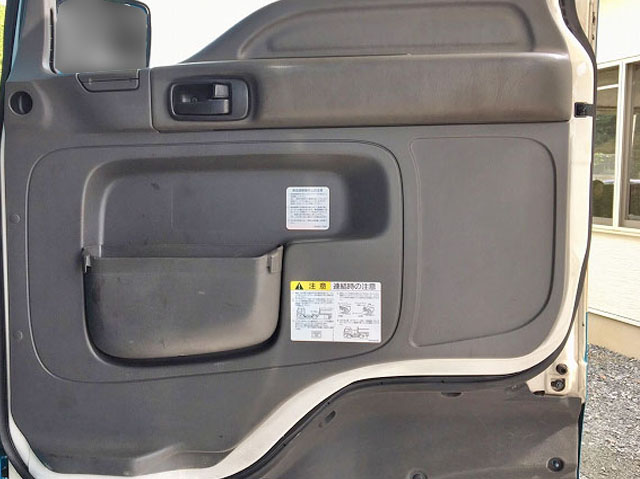 いすゞギガトレーラーヘッド（トラクターヘッド）大型（10t）[写真28]