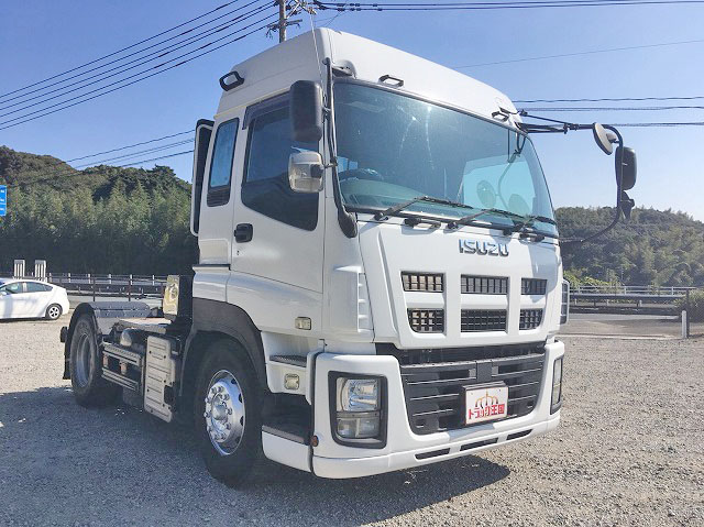 いすゞギガトレーラーヘッド（トラクターヘッド）大型（10t）[写真03]