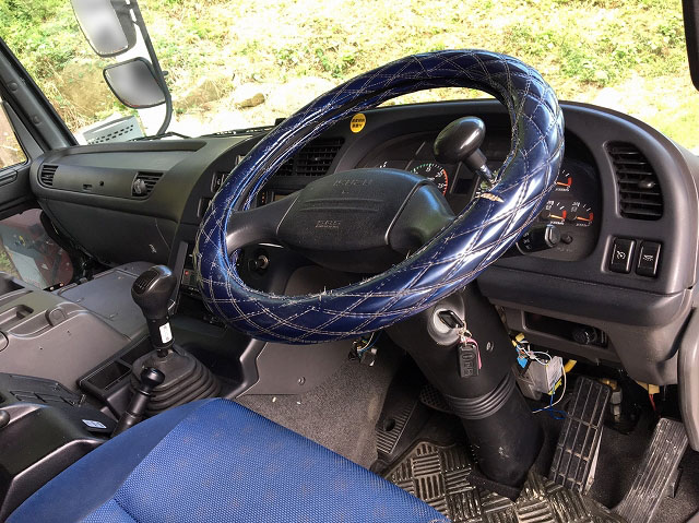 いすゞギガトレーラーヘッド（トラクターヘッド）大型（10t）[写真33]