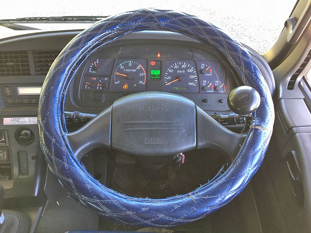 いすゞギガトレーラーヘッド（トラクターヘッド）大型（10t）[写真34]