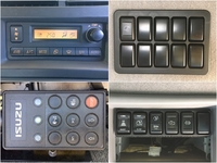 いすゞギガトレーラーヘッド（トラクターヘッド）大型（10t）[写真38]